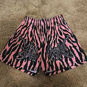 Kill crew alien mesh gym shorts. Size S (26-30) unisex